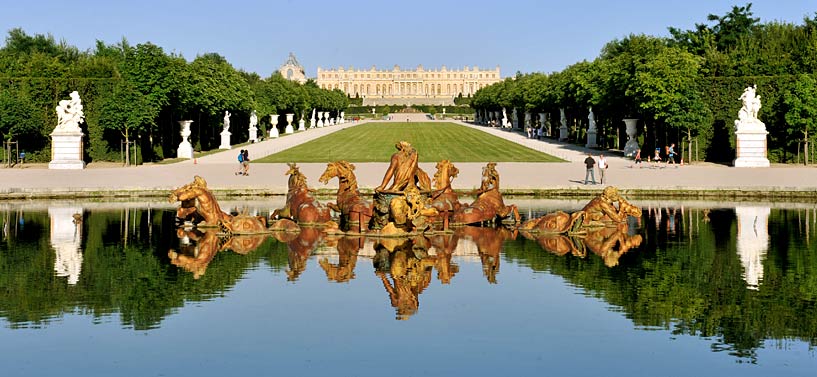 Chateau de Versailles grandes eaux [video]